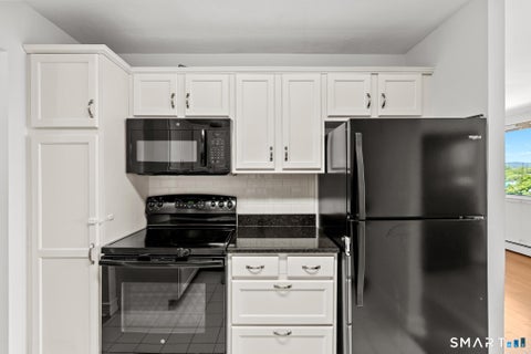 Tiny photo for 887 Farmington Avenue #6A, West Hartford, CT 06119 (MLS # 24188564)