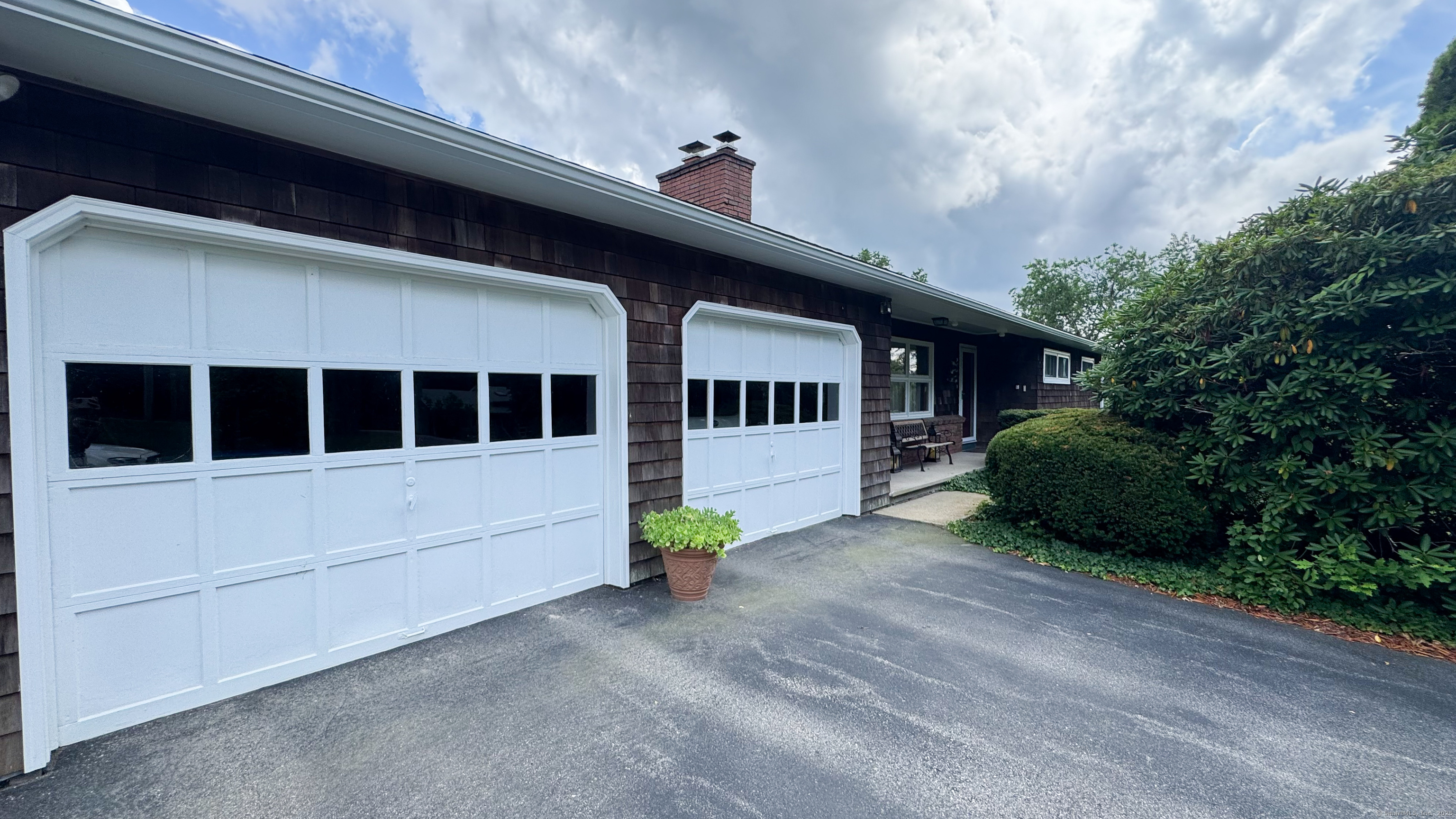 70 River Road