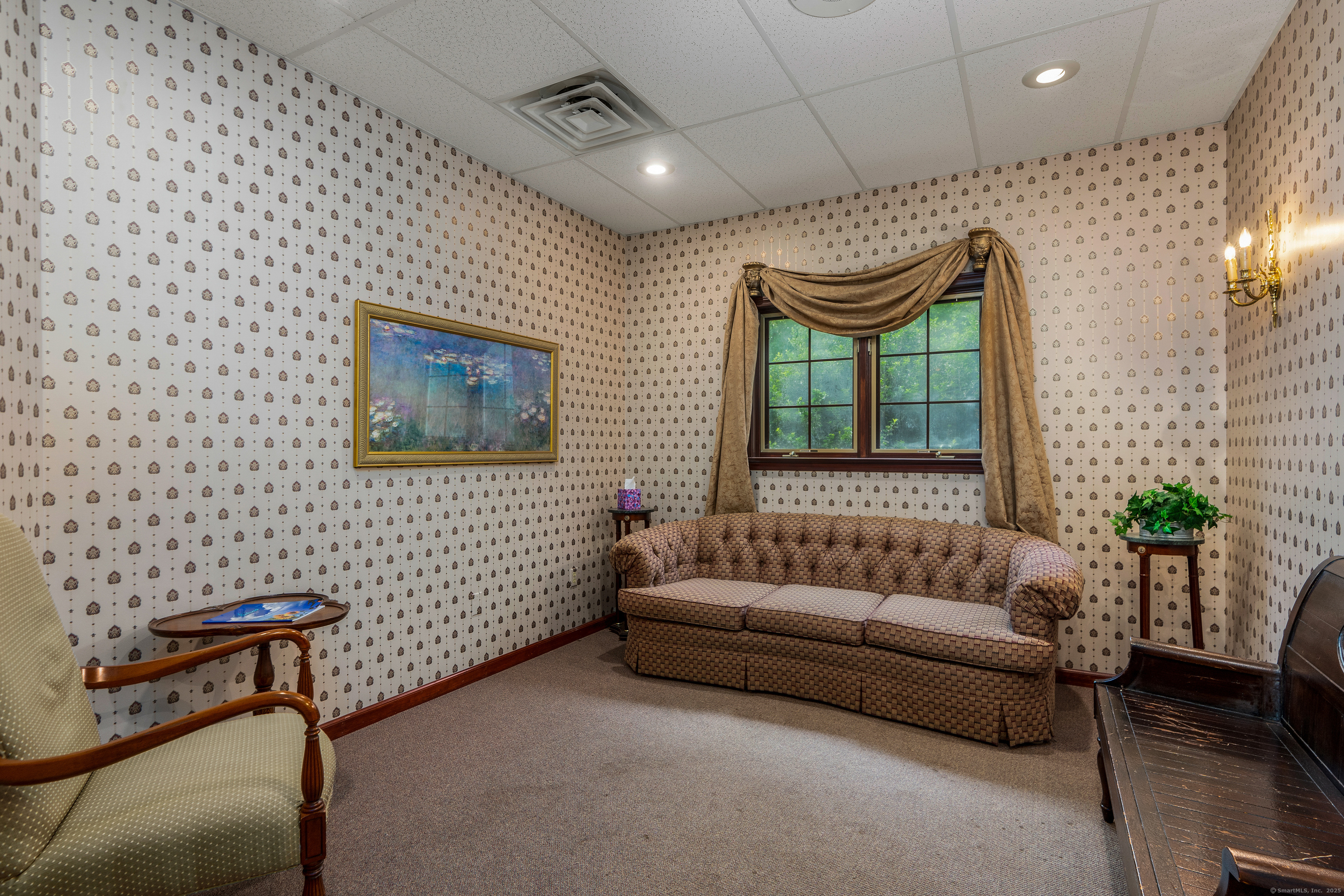 Tolland, Connecticut 06084, United States, ,1 BathroomBathrooms,Commercial,Active,161893