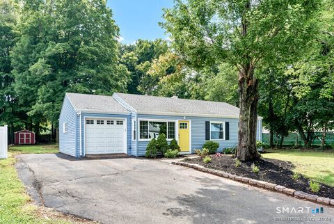 Photo of 30 Apple Street, Wallingford, CT 06492 (MLS # 24170011)