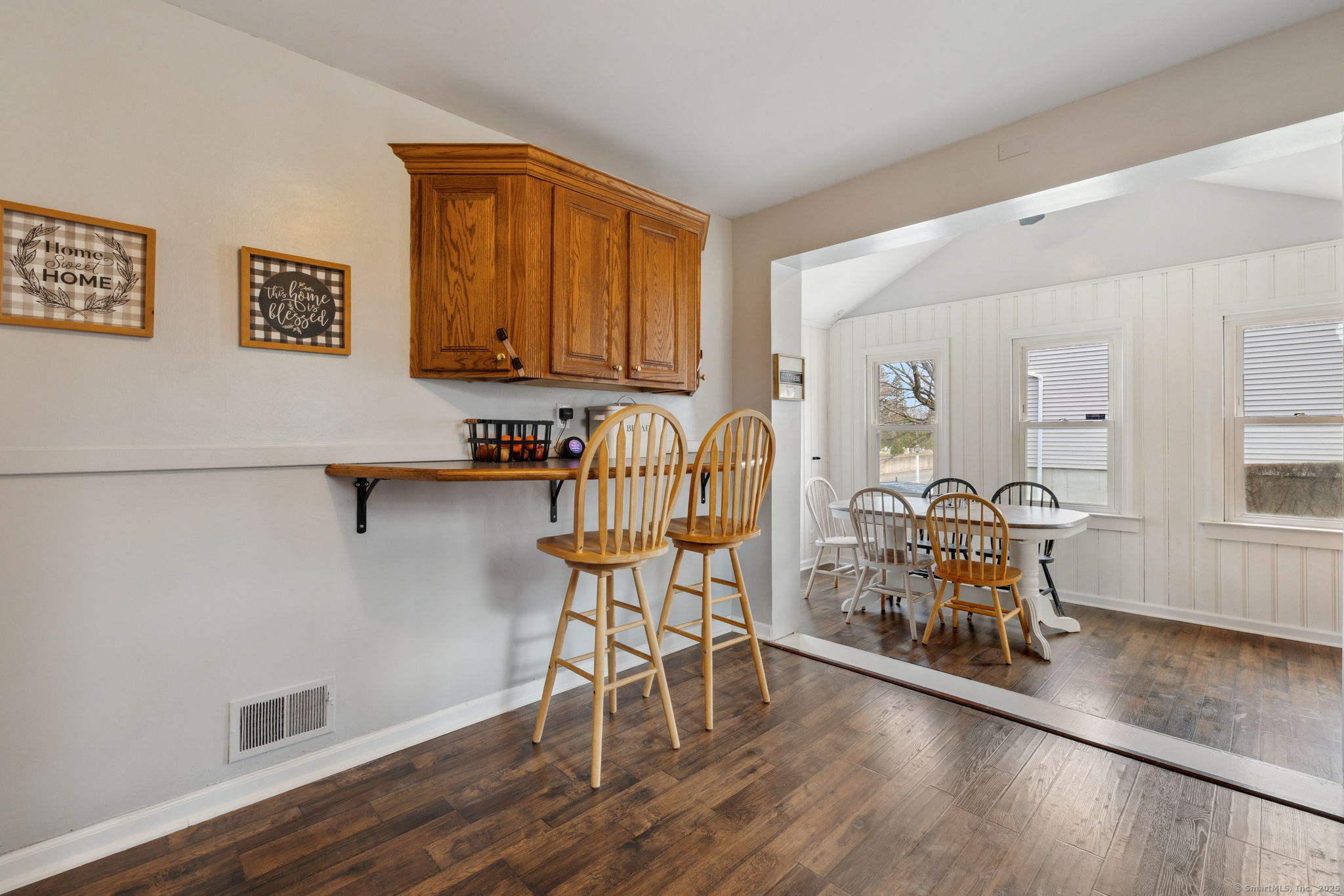 77 Bee Street, Meriden, Connecticut image 16