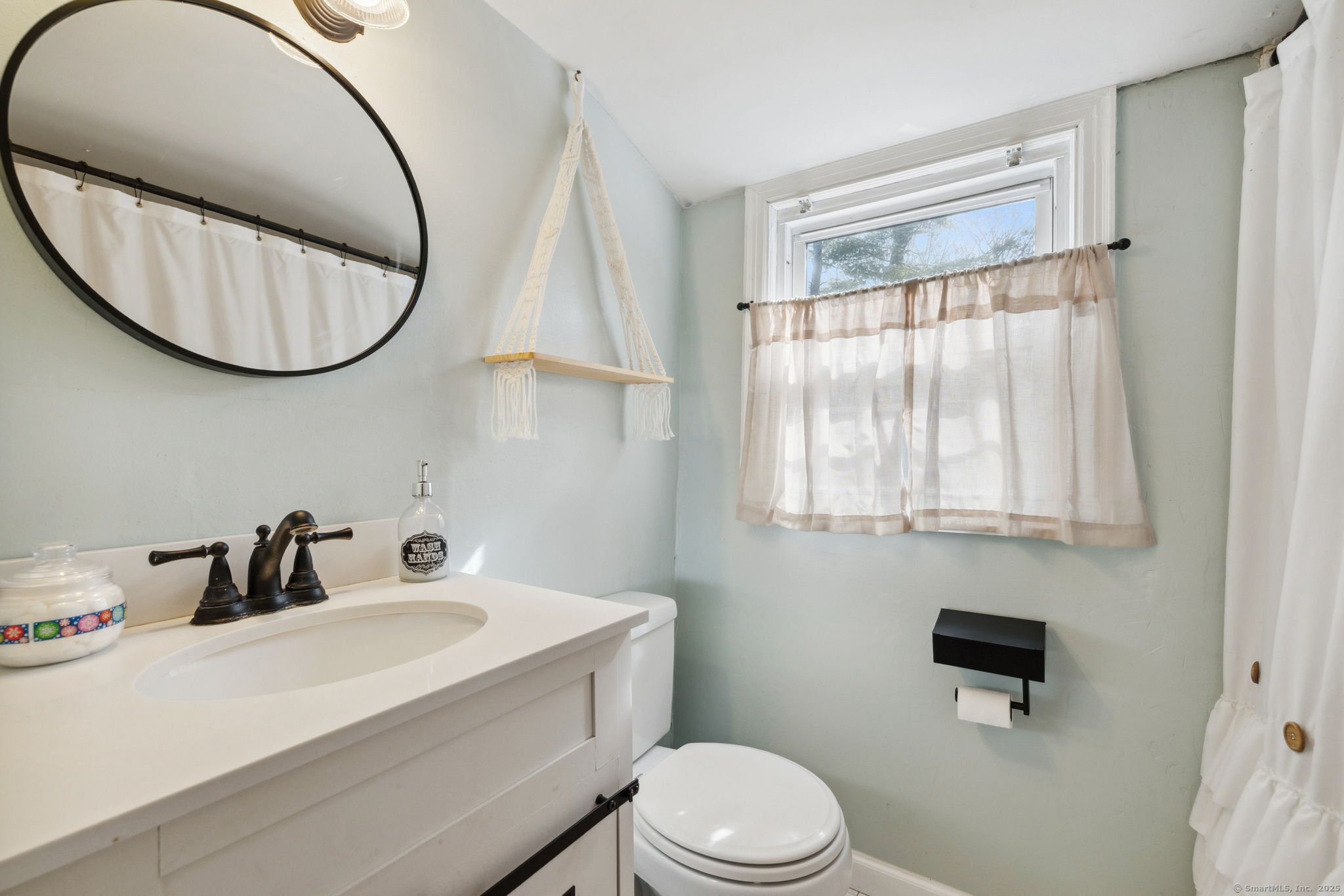 77 Bee Street, Meriden, Connecticut image 28