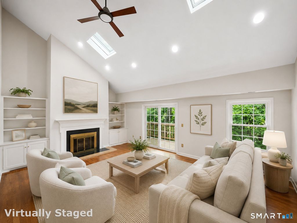 Photo of 3 Valley View Road #39, Norwalk, CT 06851 (MLS # 24181149)