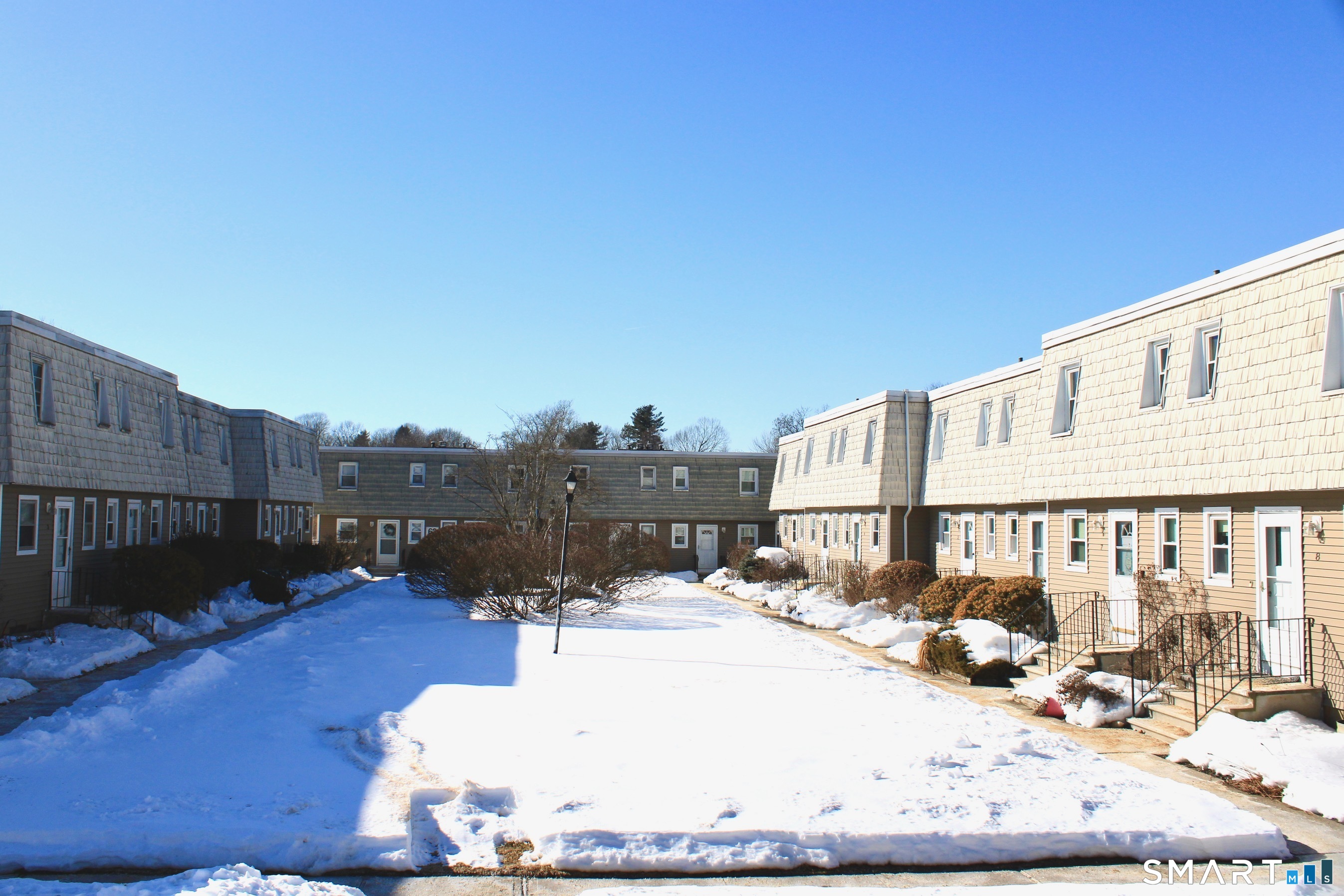 61 Meetinghouse Village 5