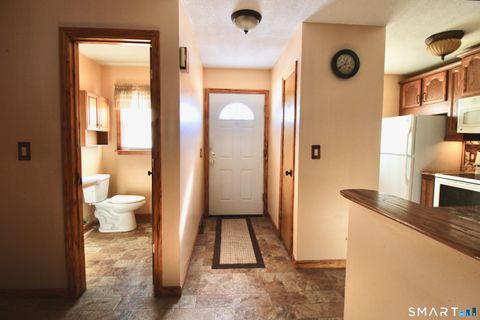 Tiny photo for 61 Meetinghouse Village #5, Meriden, CT 06450 (MLS # 24141623)