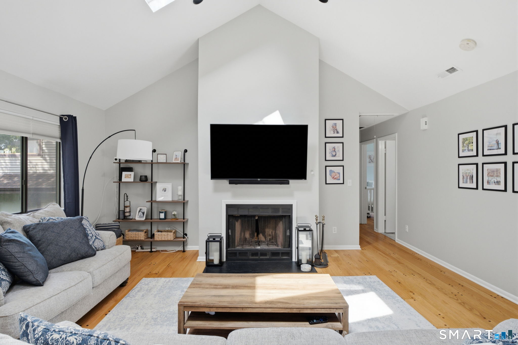 2437 Bedford Street C17