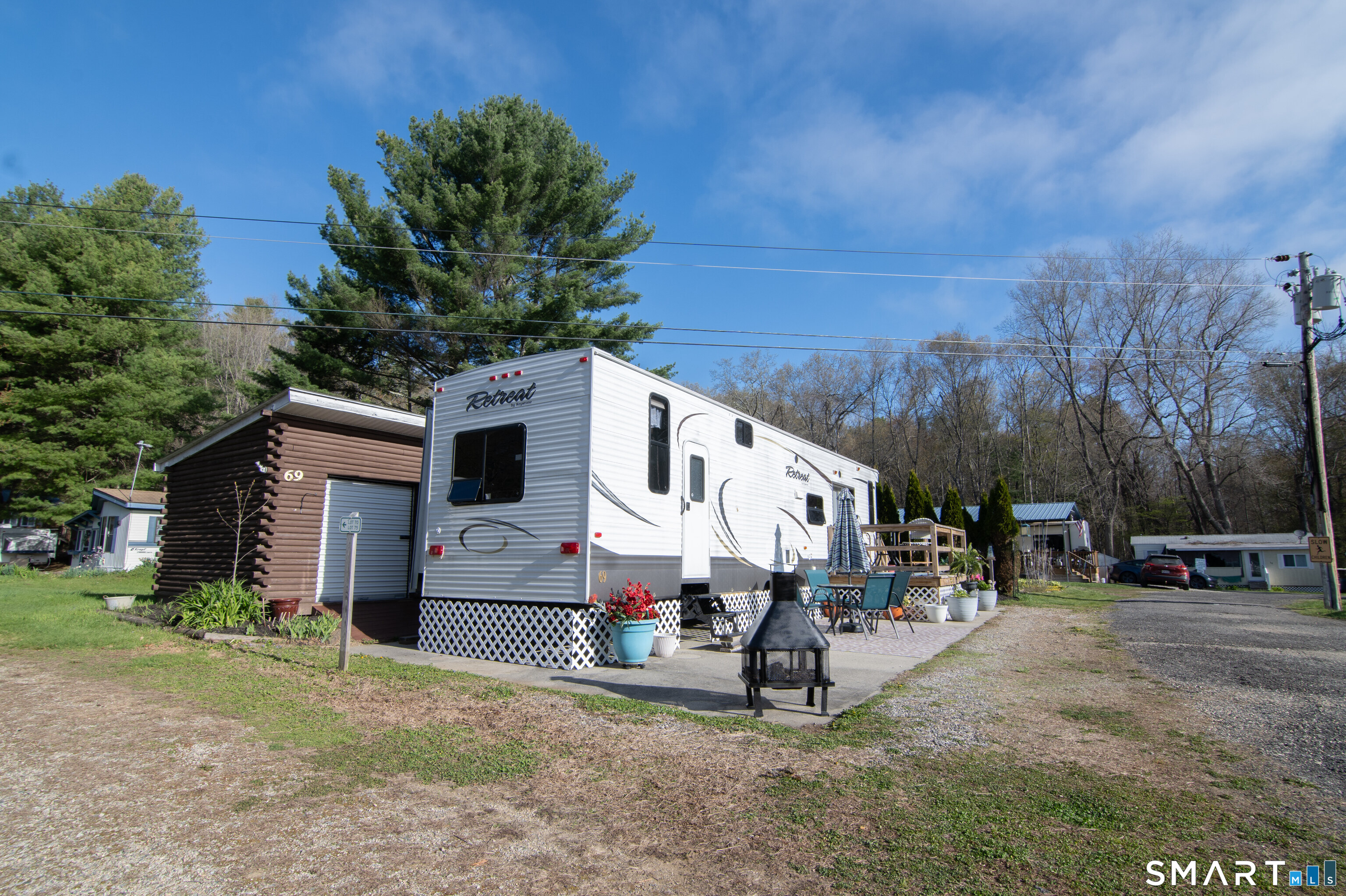 69 Meadowside Road