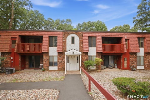 Photo of 35 Woodsedge Drive #5B, Newington, CT 06111 (MLS # 24203469)