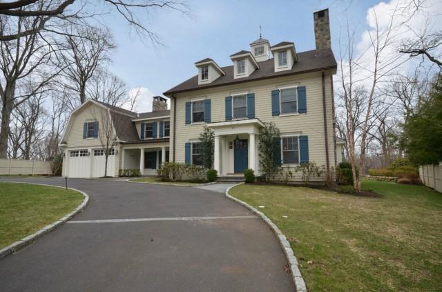 Photo 1 of 22 Great Hill Road, Darien, Connecticut, $2,300,000, Web #: 99098331