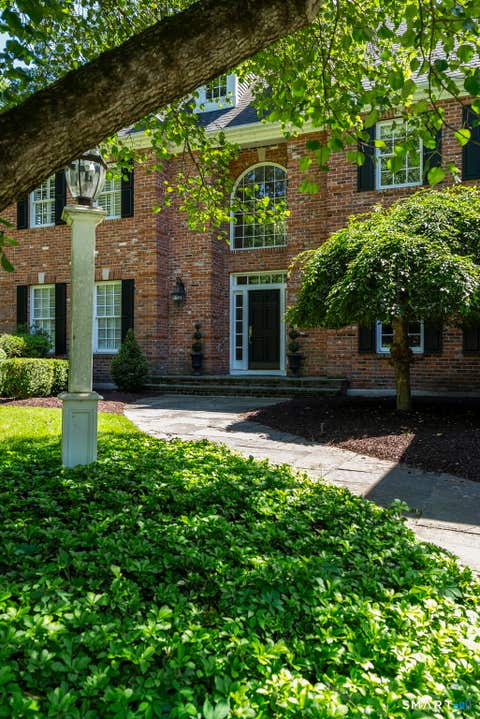 Tiny photo for 9 Kew Gardens, Farmington, CT 06032 (MLS # 24181177)