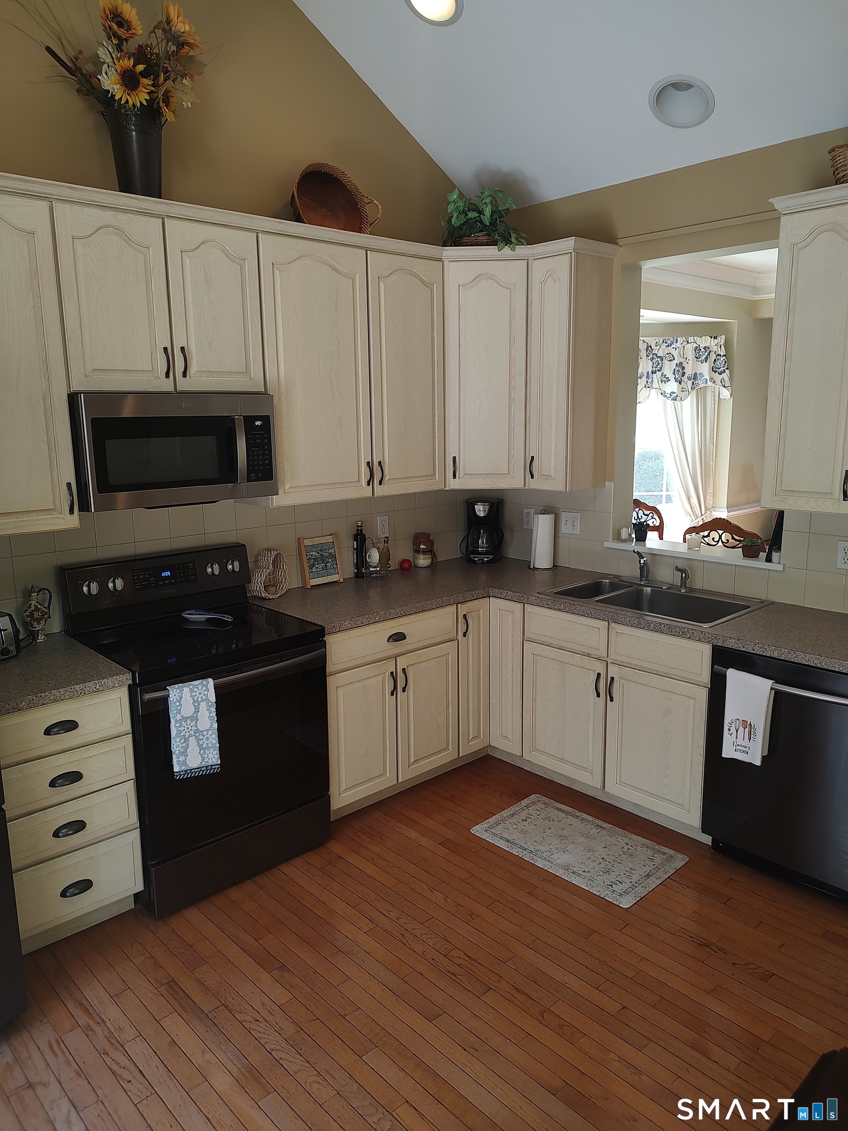 16 Fieldstone Court 16