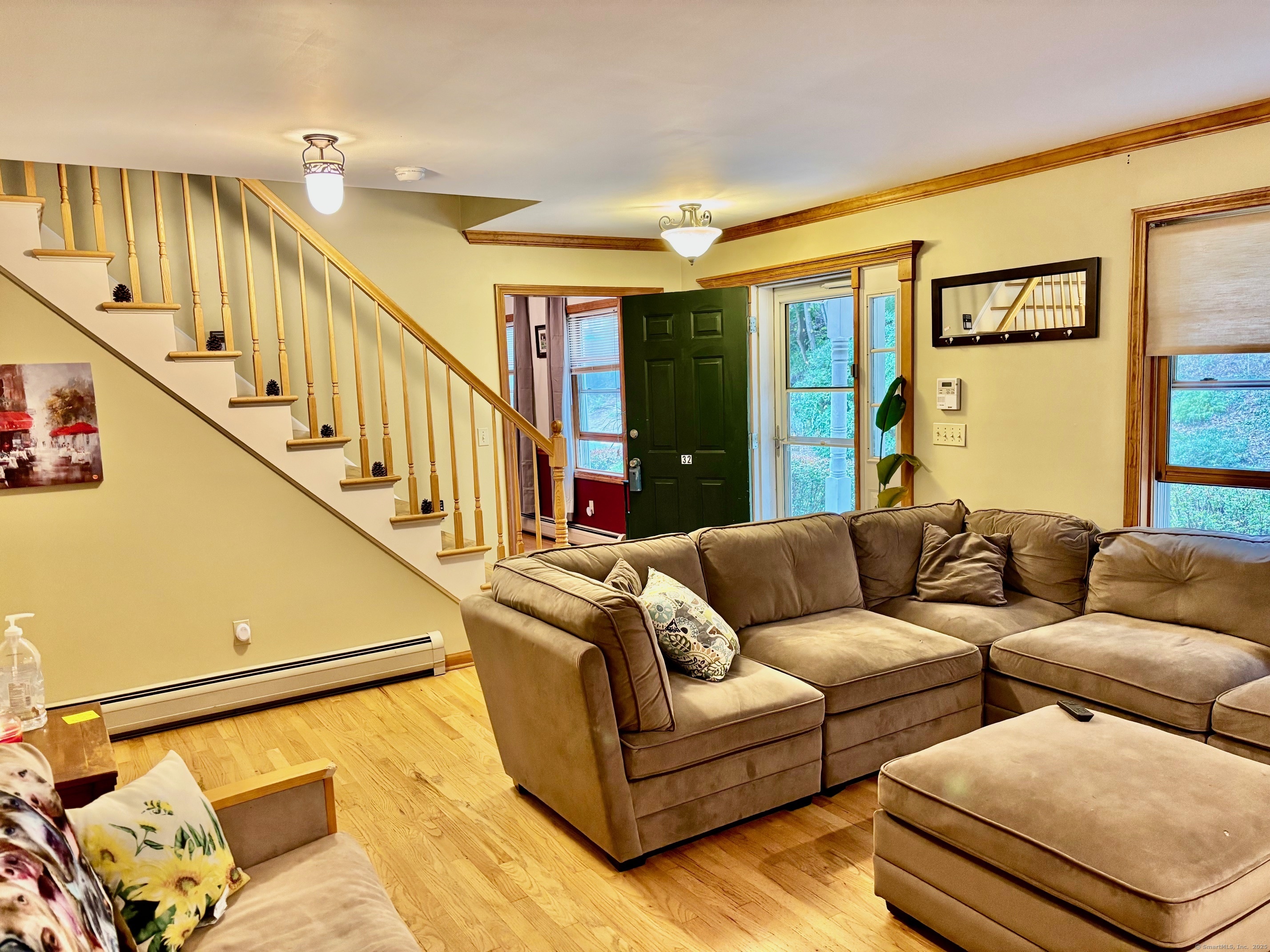 32 Hickok Avenue