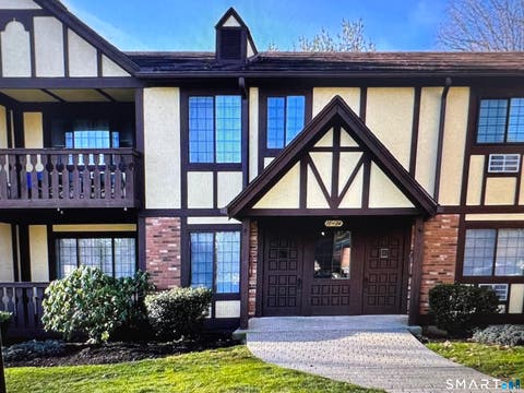 Photo of 20 Teresa Place #20, Bridgeport, CT 06606 (MLS # 24201309)
