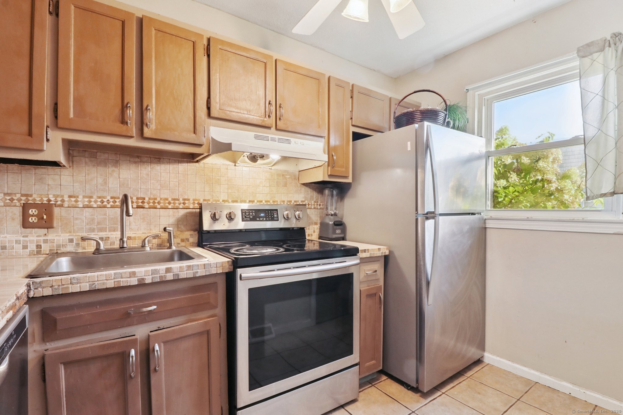 61 Meetinghouse Village 4