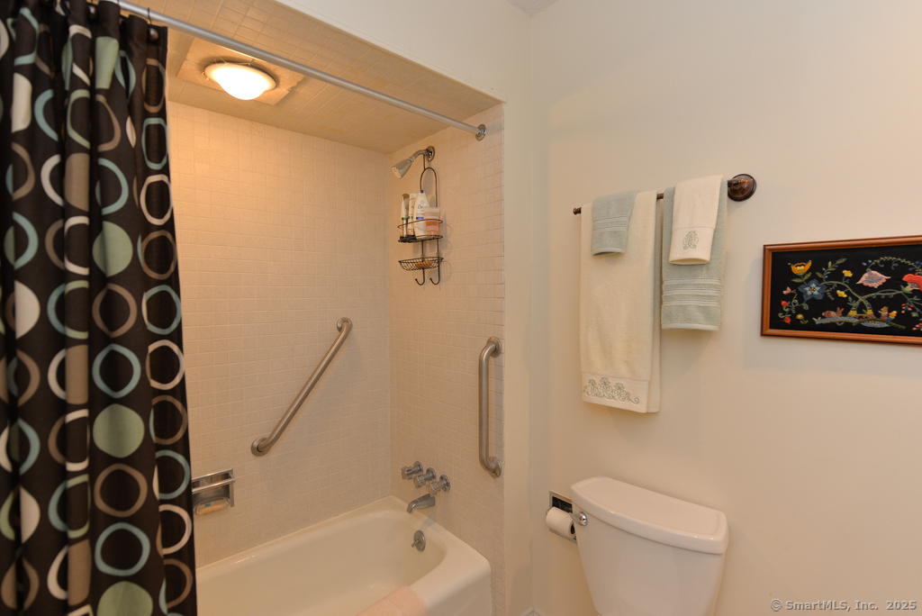 3 Heritage Village #B, Southbury, Connecticut image 18