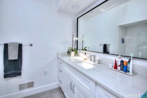 Tiny photo for 104 Harvest Commons #104, Westport, CT 06880 (MLS # 24194778)