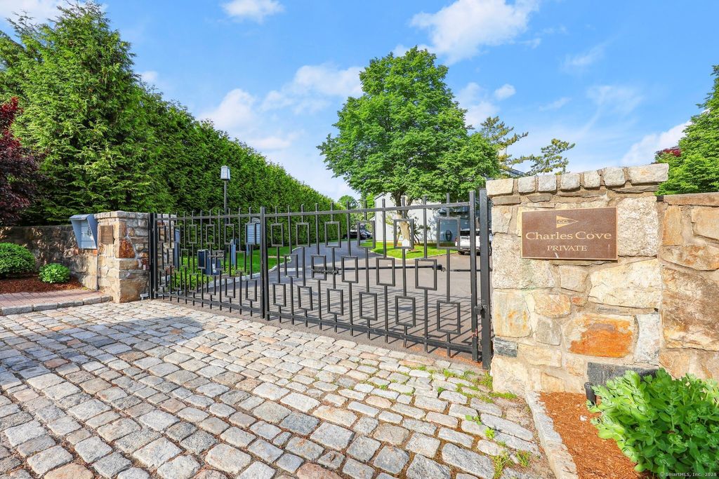 Photo of 1 Island Drive #18, Norwalk, CT 06855 (MLS # 24118331)
