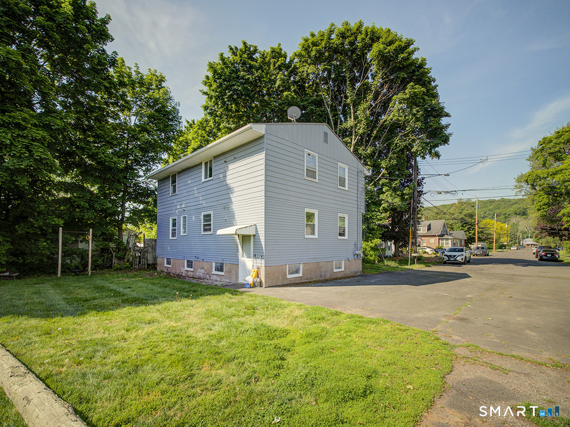38 Mettler Street