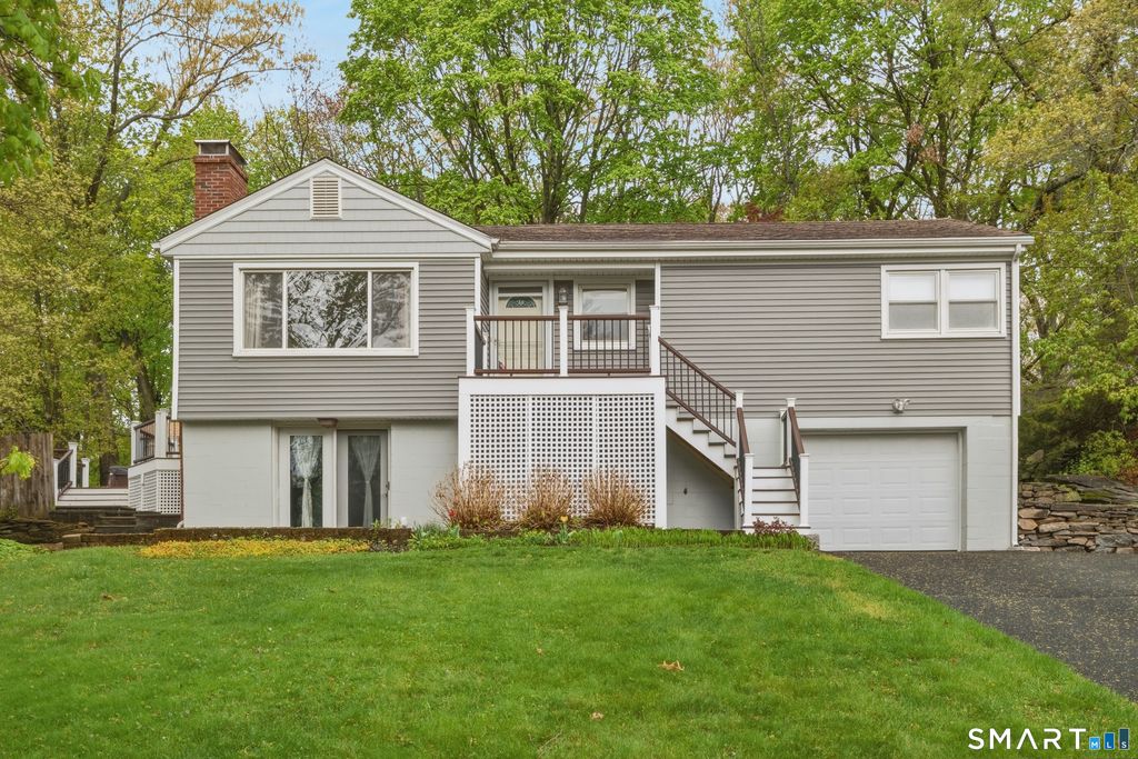 Photo of 9 Round Hill Road, Trumbull, CT 06611 (MLS # 24169930)