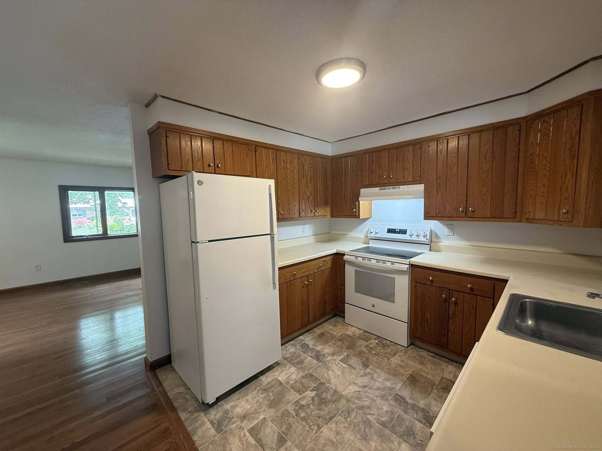 45 Brookside Village #45, Enfield, Connecticut image 29
