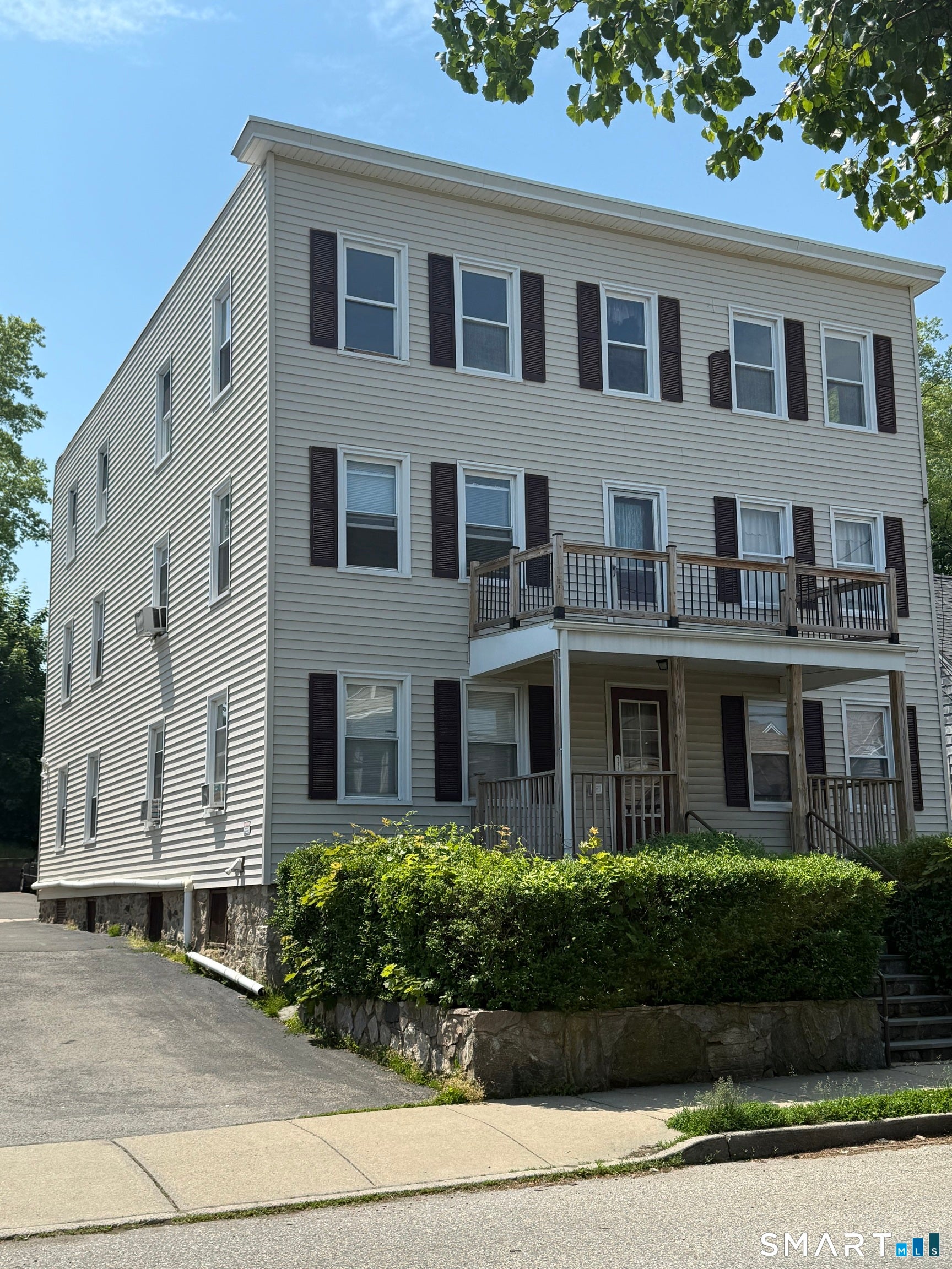 113 Seaside Avenue