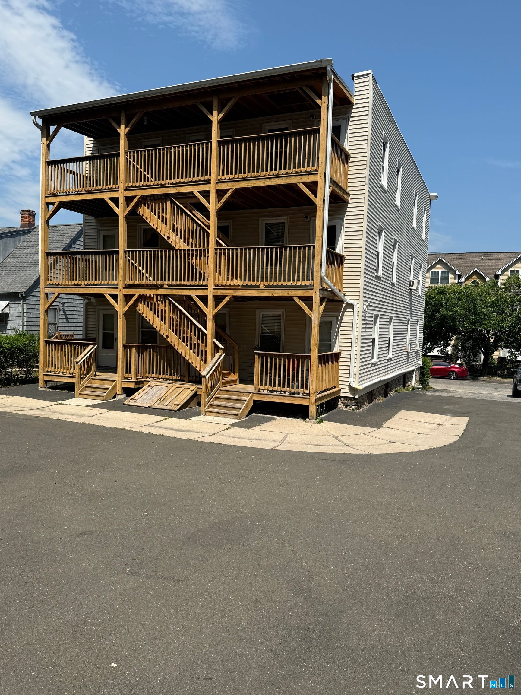 113 Seaside Avenue