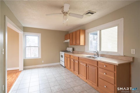 Photo of 762 State Street #2, New Haven, CT 06511 (MLS # 24209868)