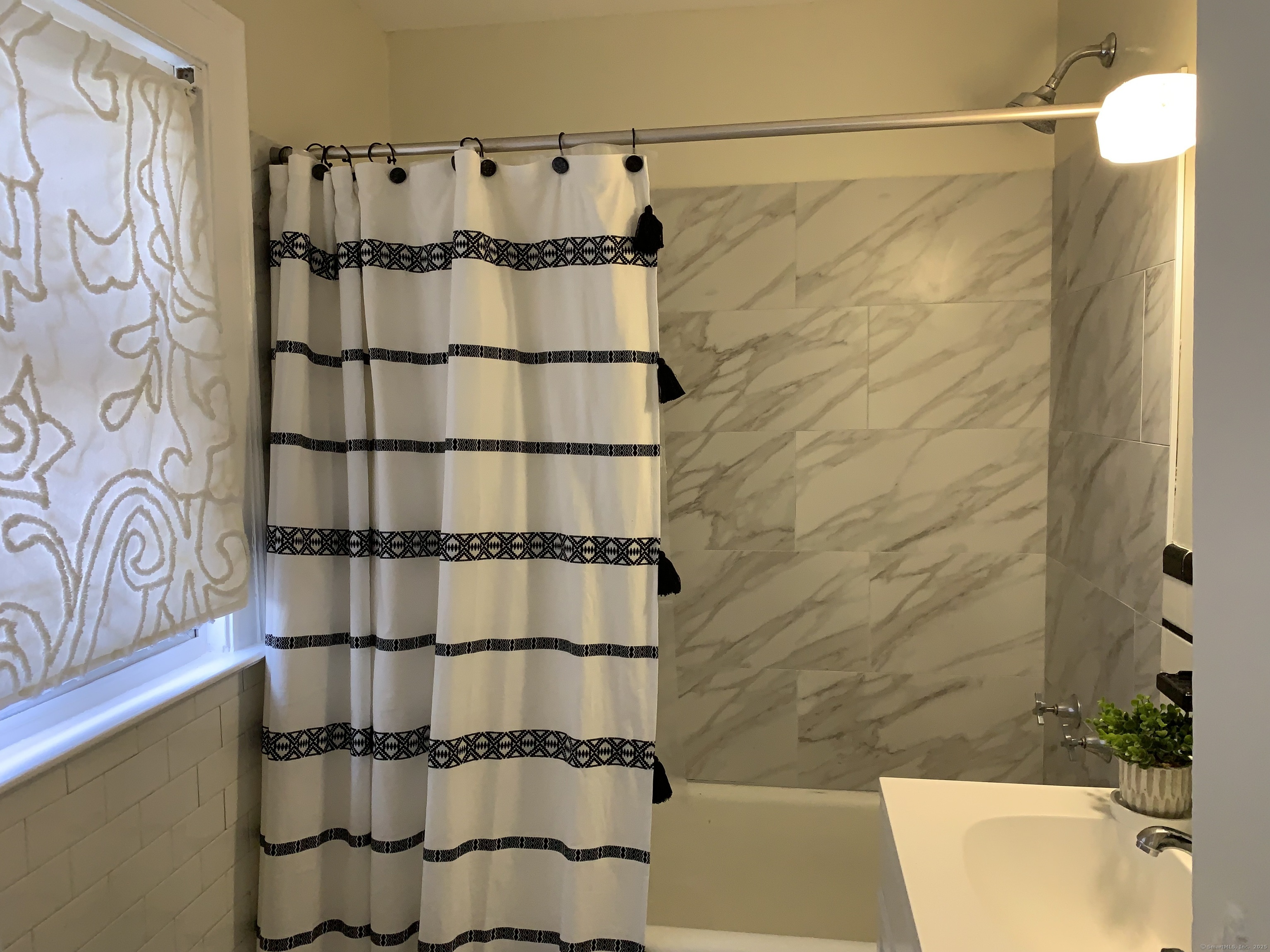 17 Easton Street, Hamden, Connecticut image 5