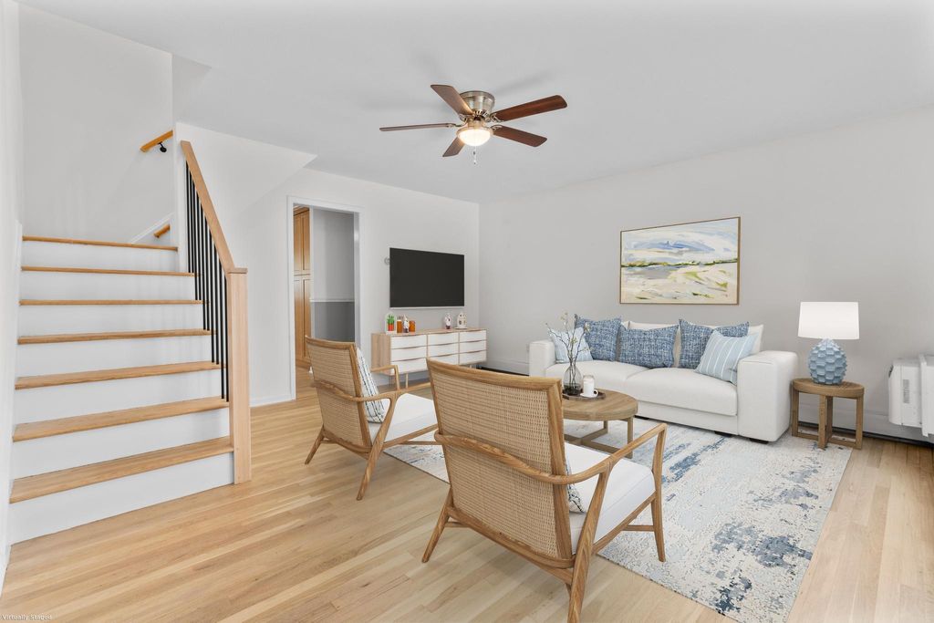 Photo of 11 Willowbrook Court #11, Stamford, CT 06902 (MLS # 24138281)