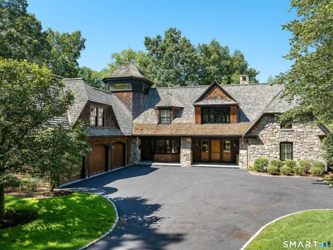 Homes For Sale - 700 N Wilton Road<br/> Fairfield County, New Canaan, CT 06840