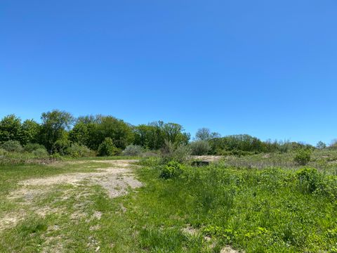 Tiny photo for Christian Street, Oxford, CT 06478 (MLS # 24096996)