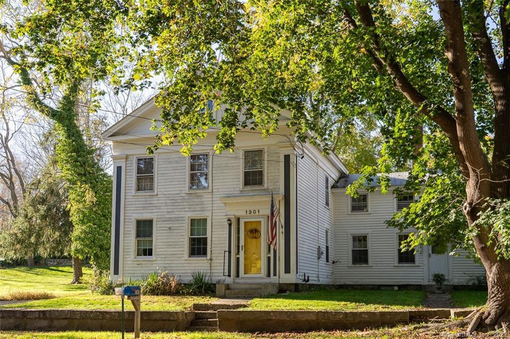 Groton, Connecticut 06355, United States, 3 Bedrooms Bedrooms, ,1 BathroomBathrooms,Residential,Pending,69256