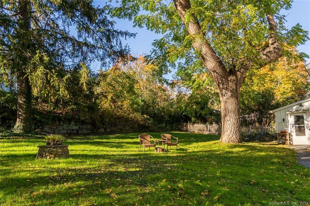 Groton, Connecticut 06355, United States, 3 Bedrooms Bedrooms, ,1 BathroomBathrooms,Residential,Pending,69256