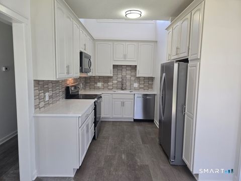 Tiny photo for 930 Heritage Village #B, Southbury, CT 06488 (MLS # 24166135)