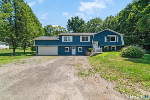 Photo of 5 Reservoir Manor, Seymour, CT 06483 (MLS # 24192285)