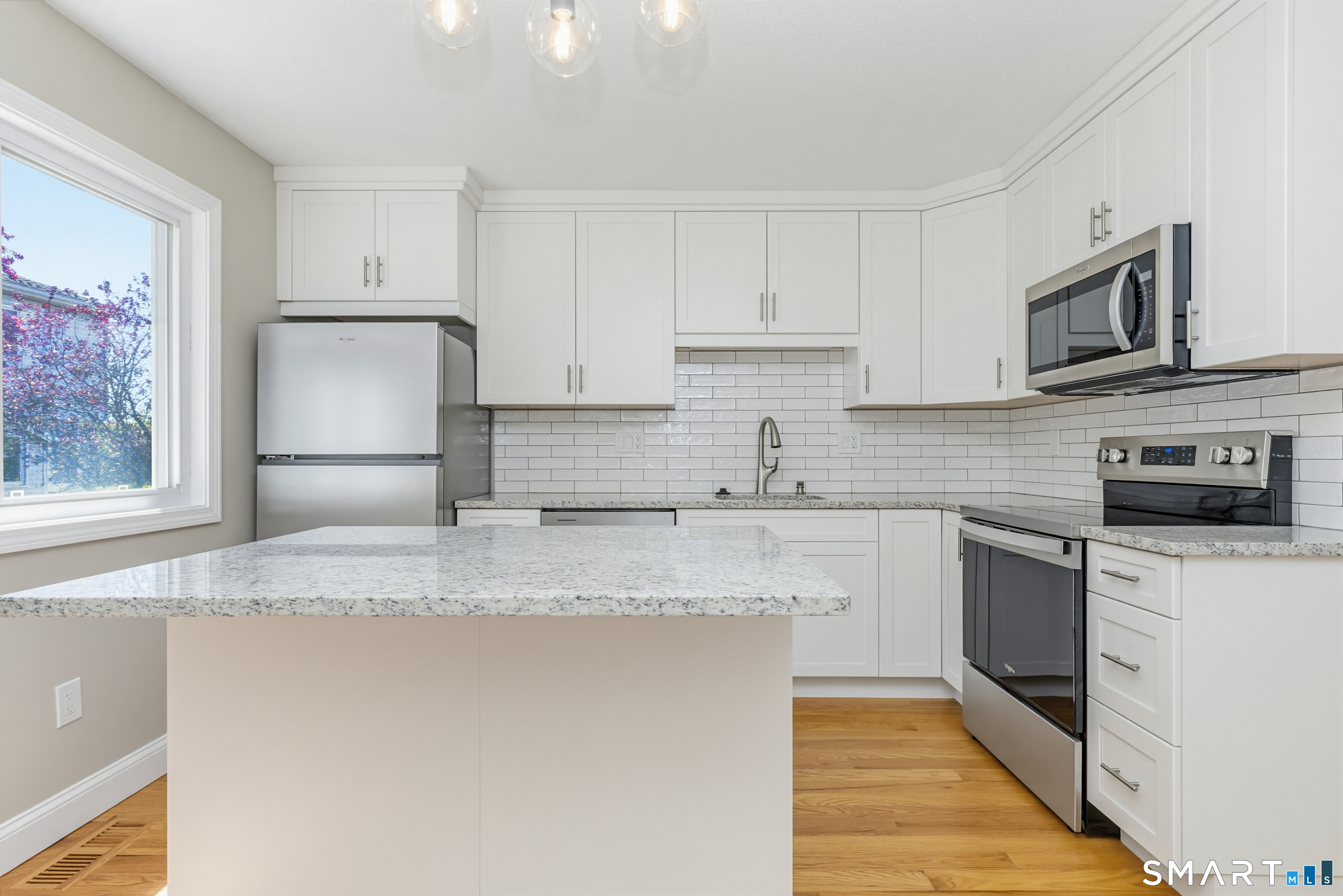 273 Derby Avenue 904