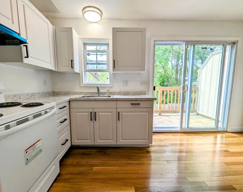 Tiny photo for 10 Scuppo Road #B6, Danbury, CT 06811 (MLS # 24135072)