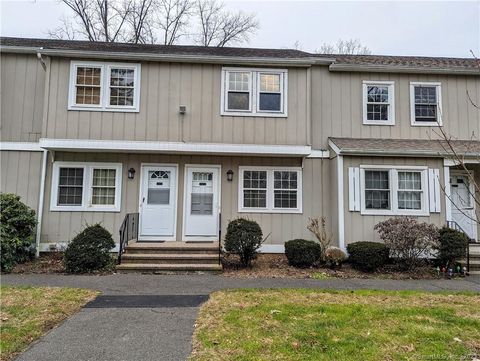 Tiny photo for 10 Scuppo Road #B6, Danbury, CT 06811 (MLS # 24135072)