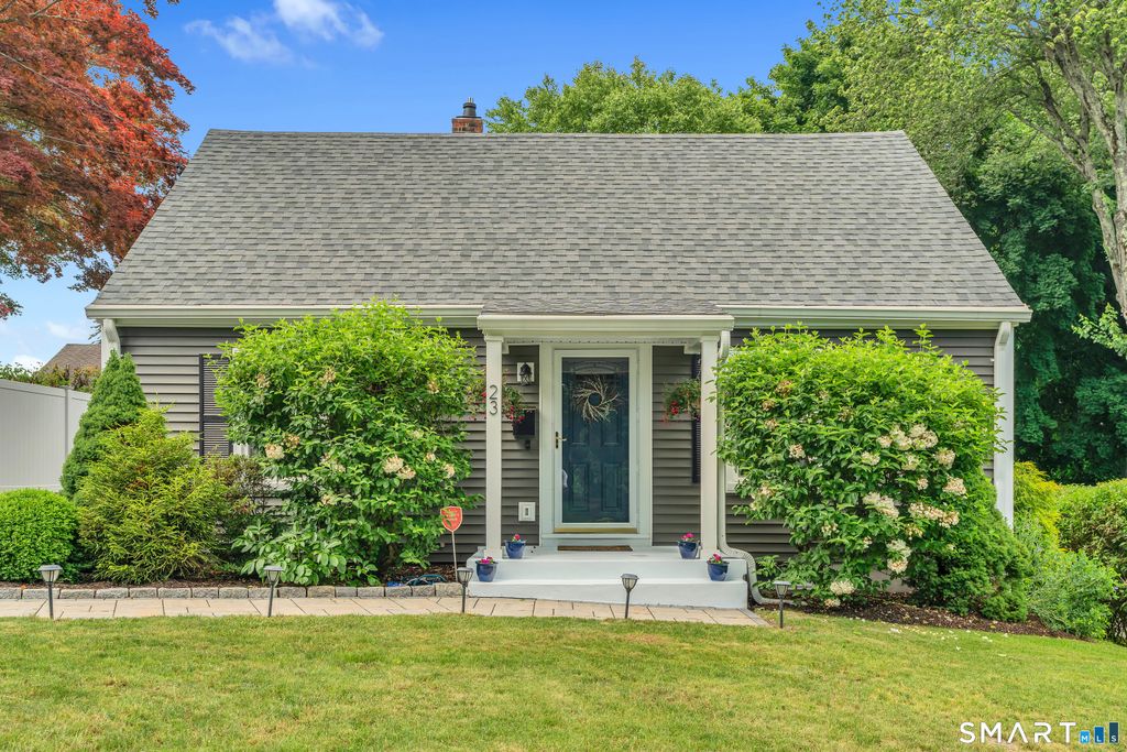 Photo of 23 Highland Avenue, Bethel, CT 06801 (MLS # 24184385)