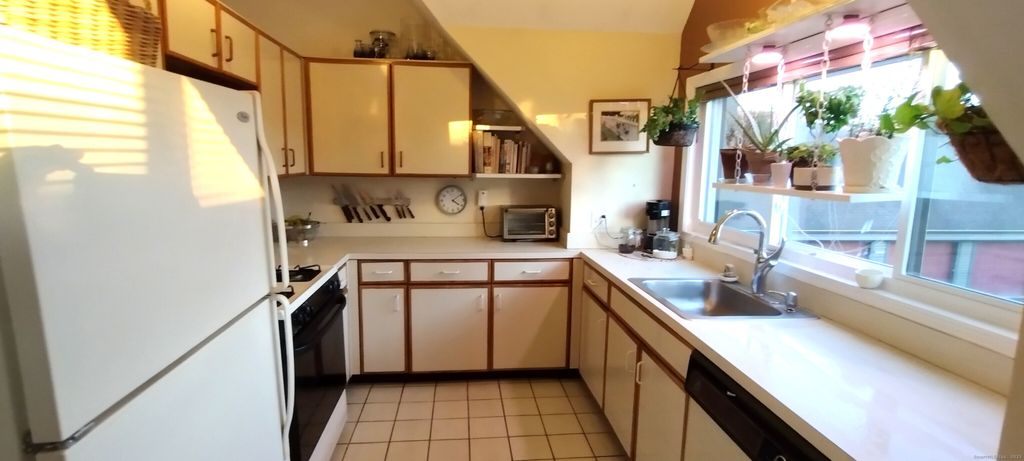 Photo of 69 Montoya Drive #69, Branford, CT 06405 (MLS # 24141618)