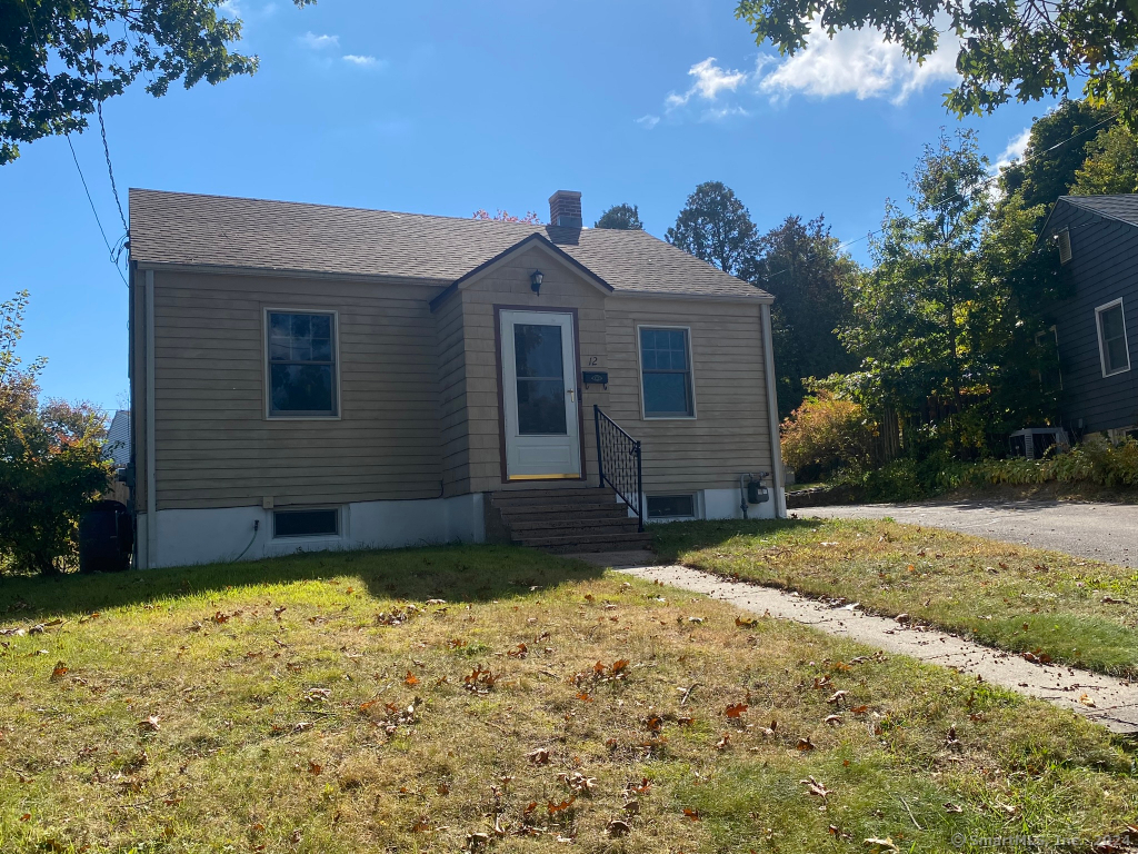 Property for Sale at 12 Barbara Lane, West Haven, Connecticut - Bedrooms: 2 
Bathrooms: 1 
Rooms: 4  - $309,900