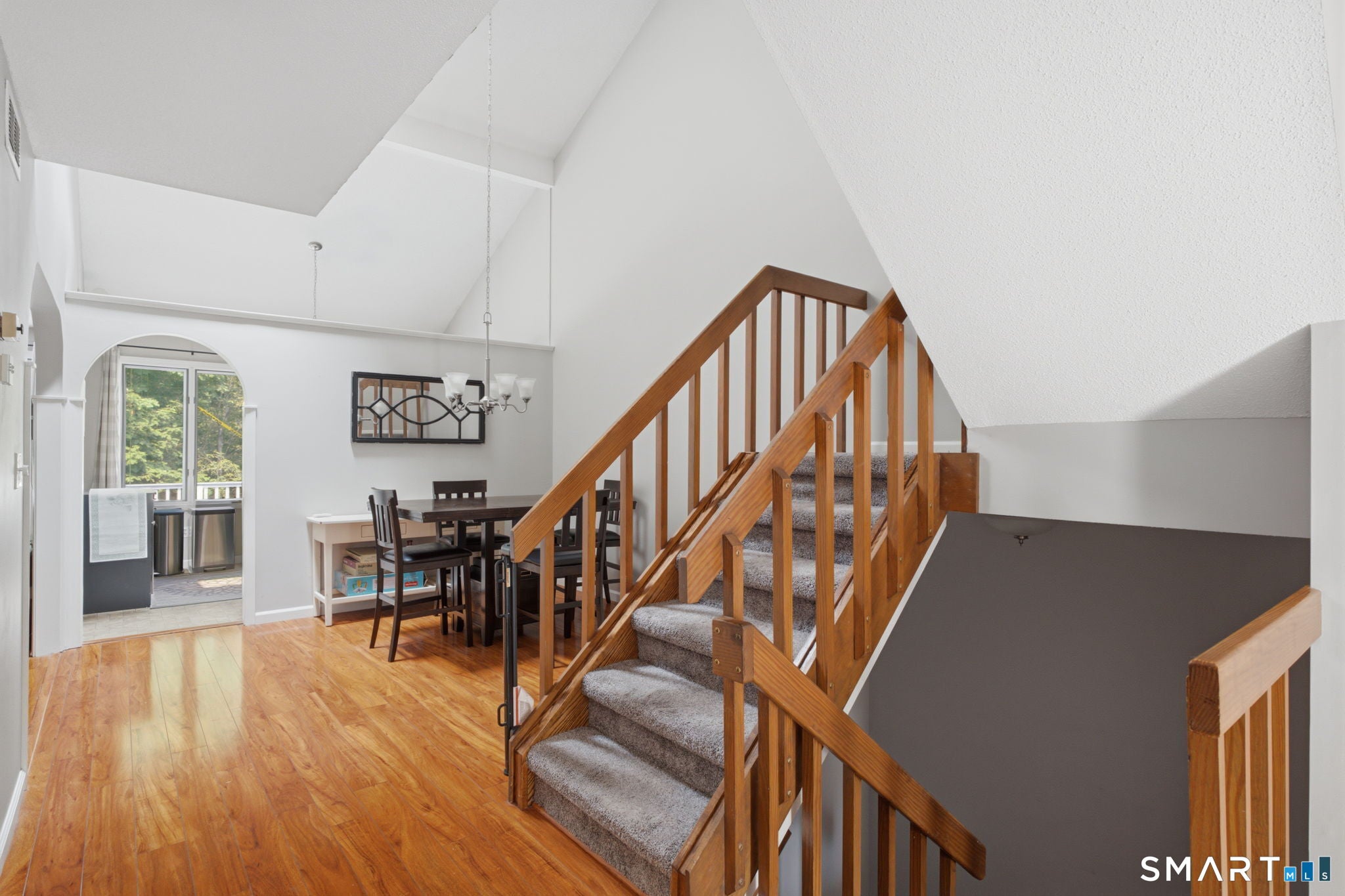 6 Uplands Way 6