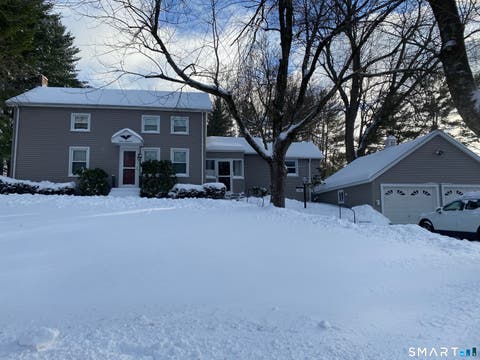 Multifamily For Sale - 300 Charter Oak Street<br/> Manchester, CT 06040