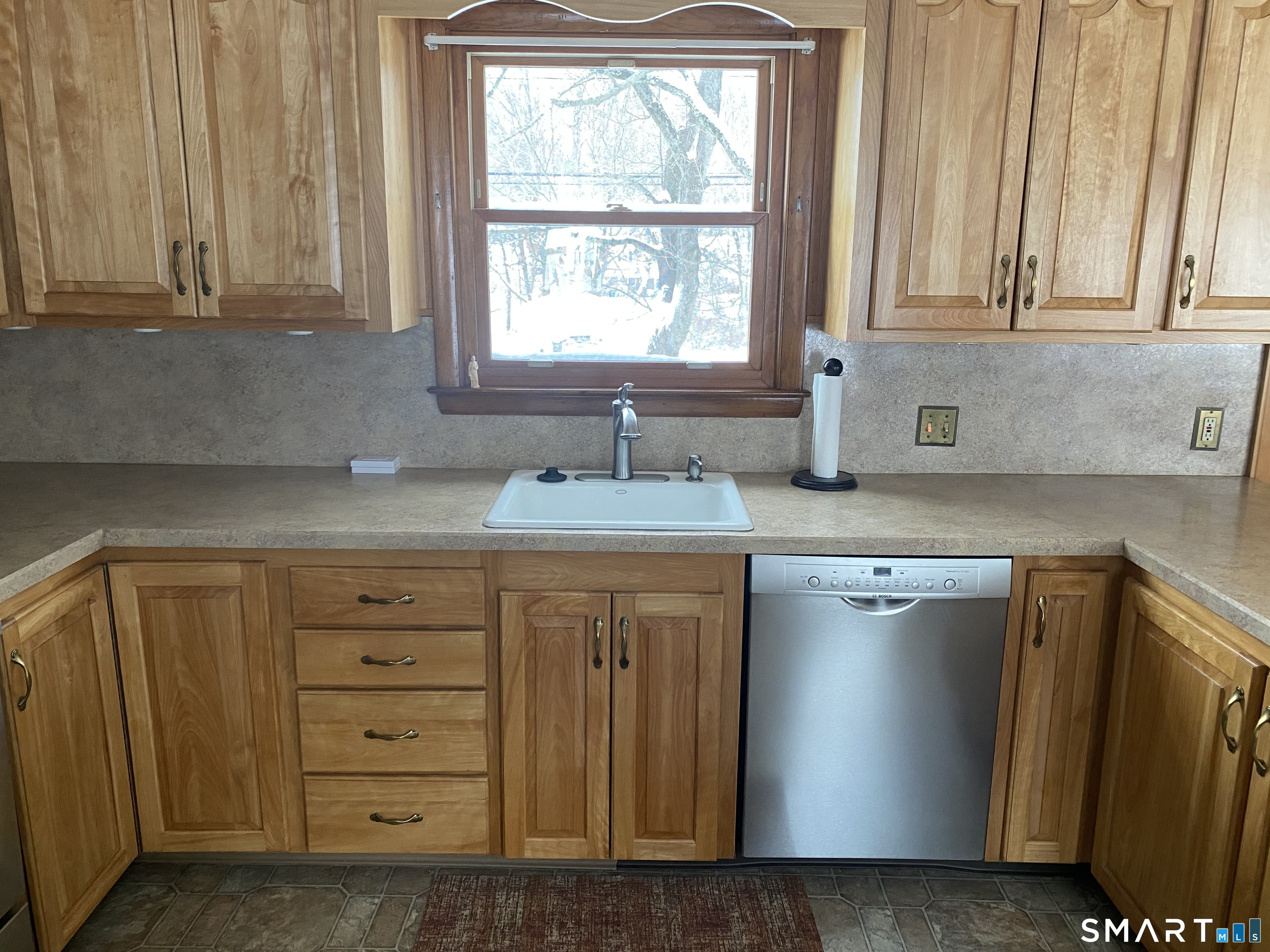 300 Charter Oak Street