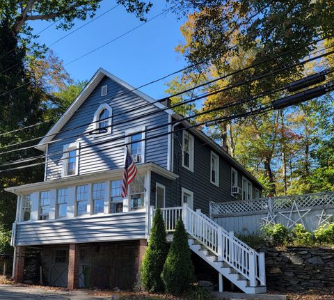 6 W Main Street Chester CT 06412