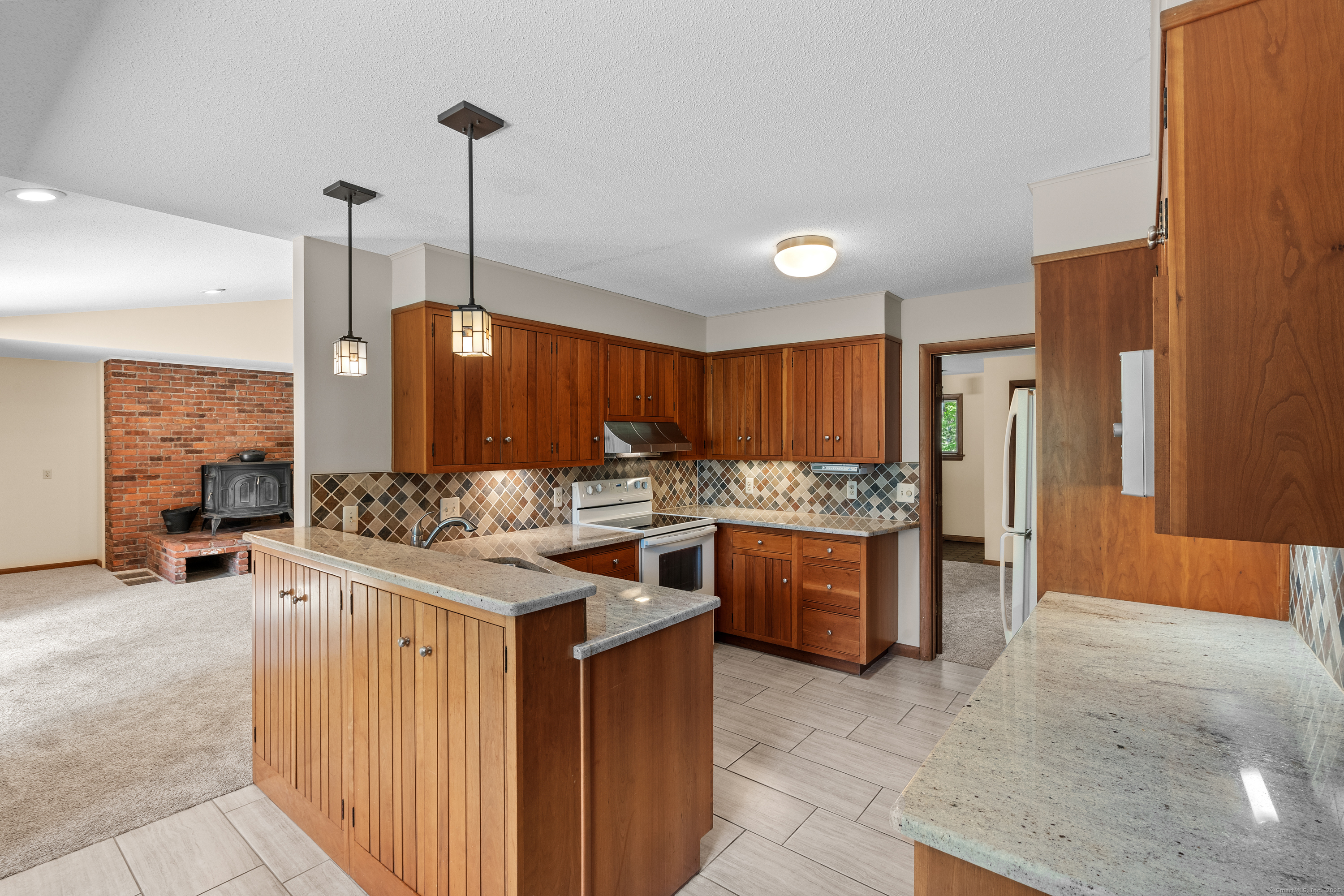 22 Brookside Drive