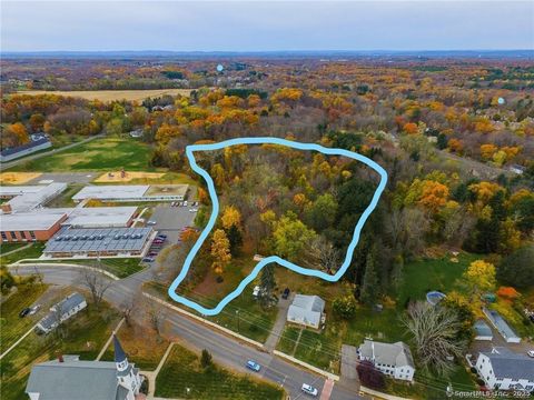 4 Rye Street East Windsor CT 06016