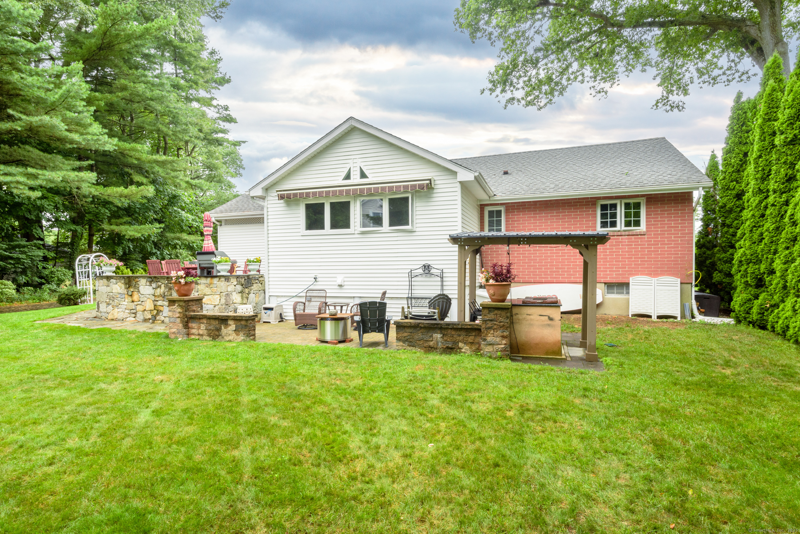 92 Grove Beach Road South