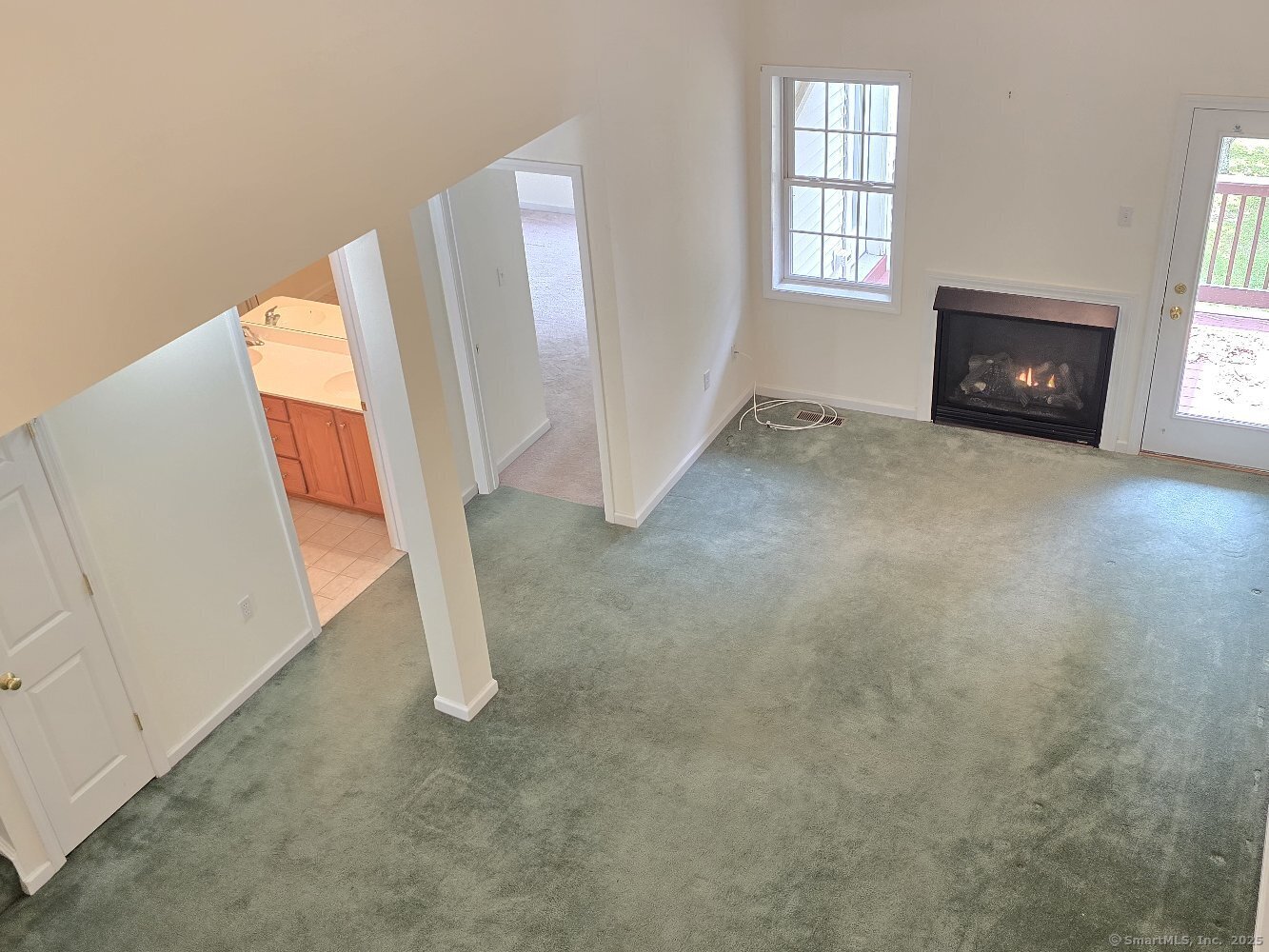 Manchester, Connecticut 06042, United States, 2 Bedrooms Bedrooms, ,2 BathroomsBathrooms,Residential,Active,150441