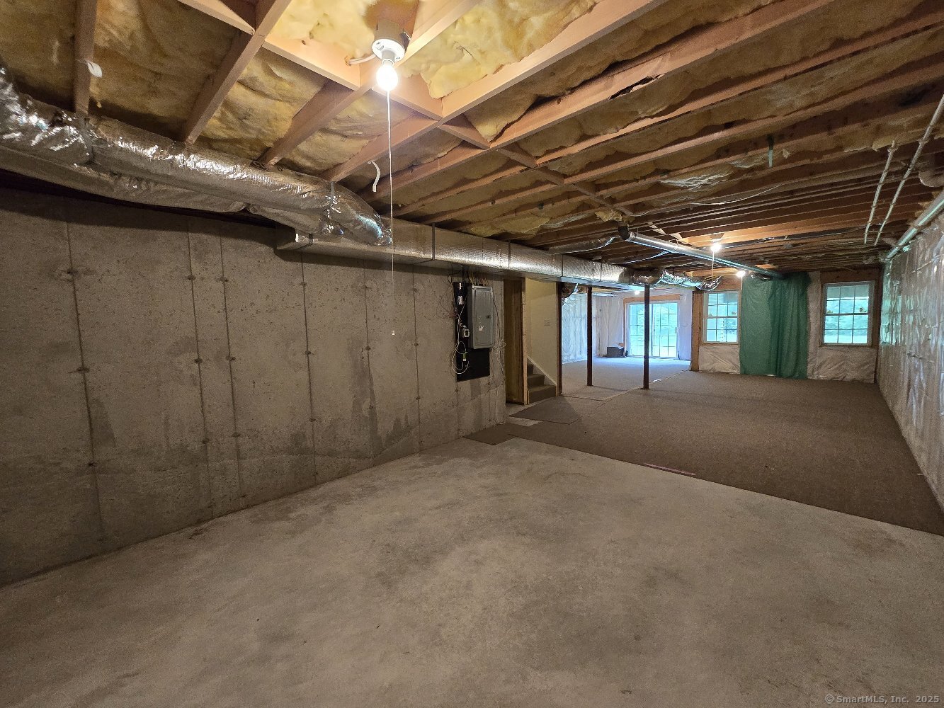 Manchester, Connecticut 06042, United States, 2 Bedrooms Bedrooms, ,2 BathroomsBathrooms,Residential,Active,150441